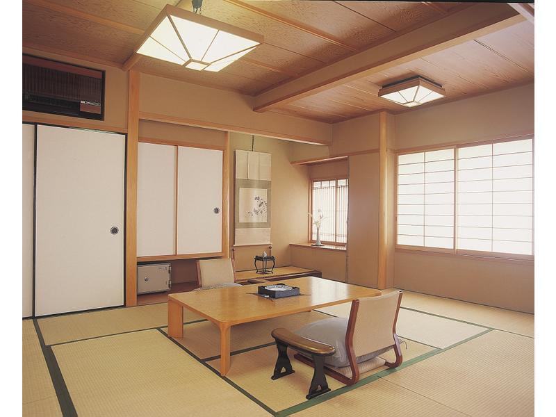 Ryokan Tachibana Atami  Exterior photo